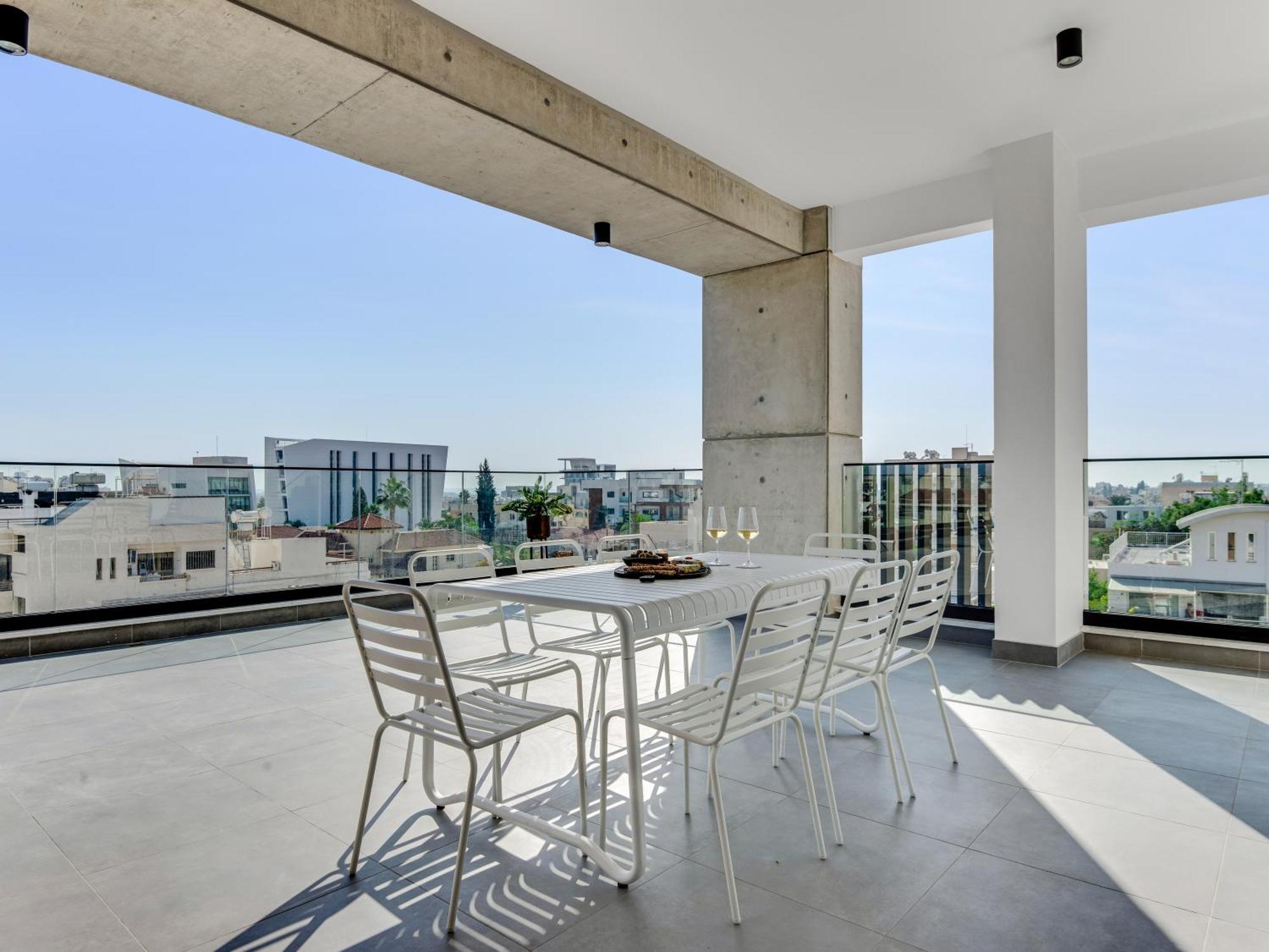 Sanders Crystal 1 Limassol Bagian luar foto