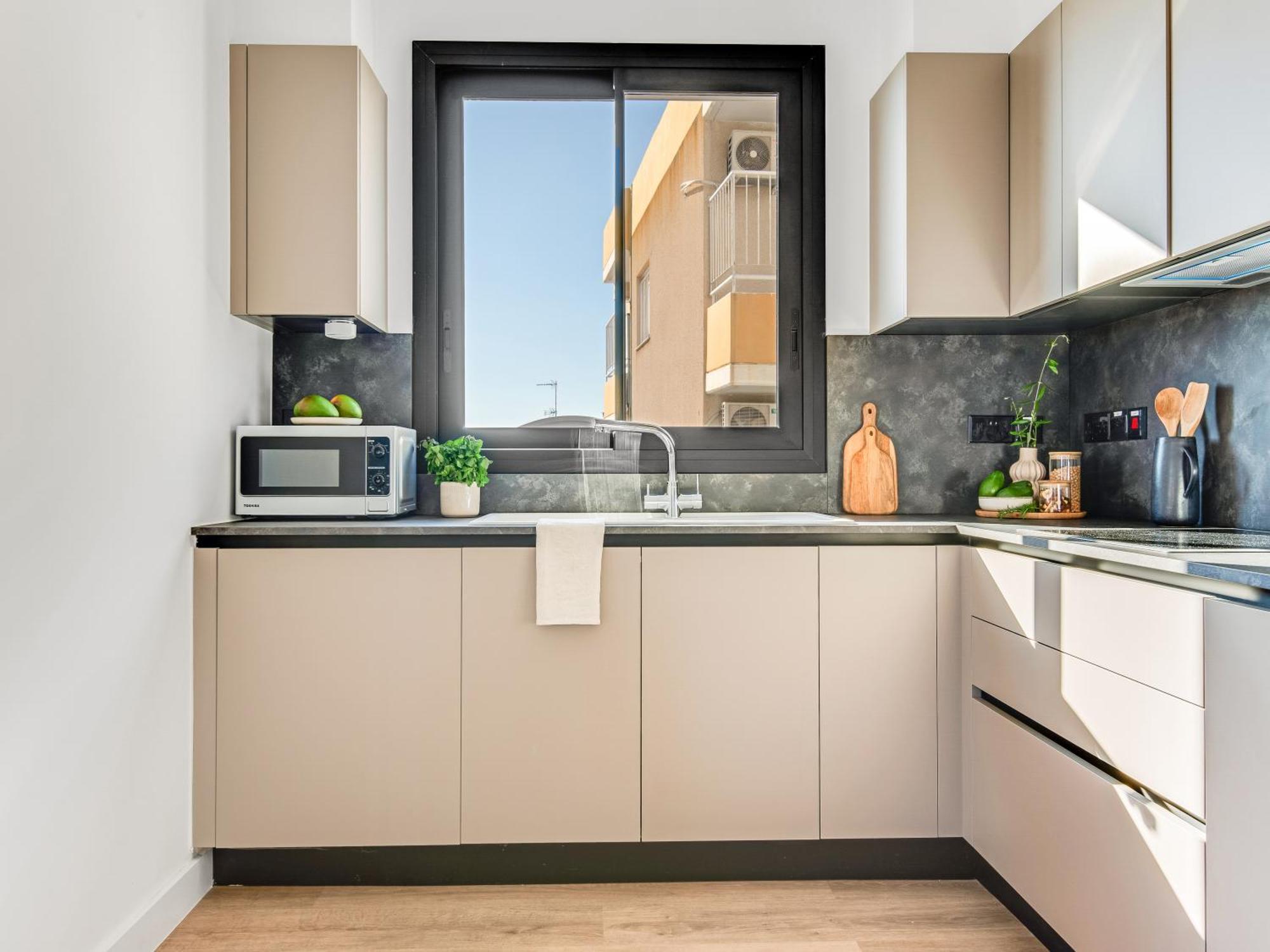 Sanders Crystal 1 Limassol Bagian luar foto