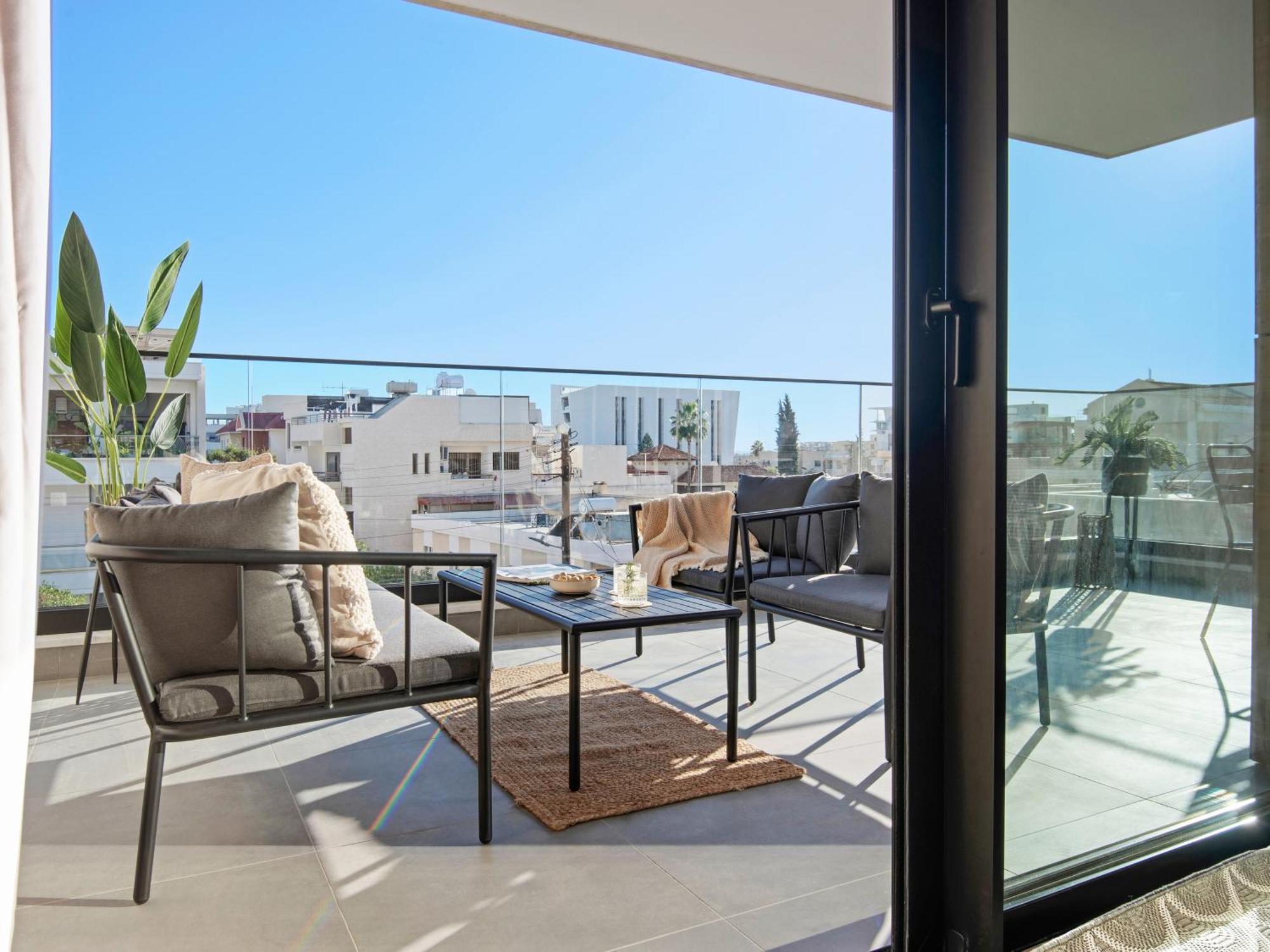 Sanders Crystal 1 Limassol Bagian luar foto