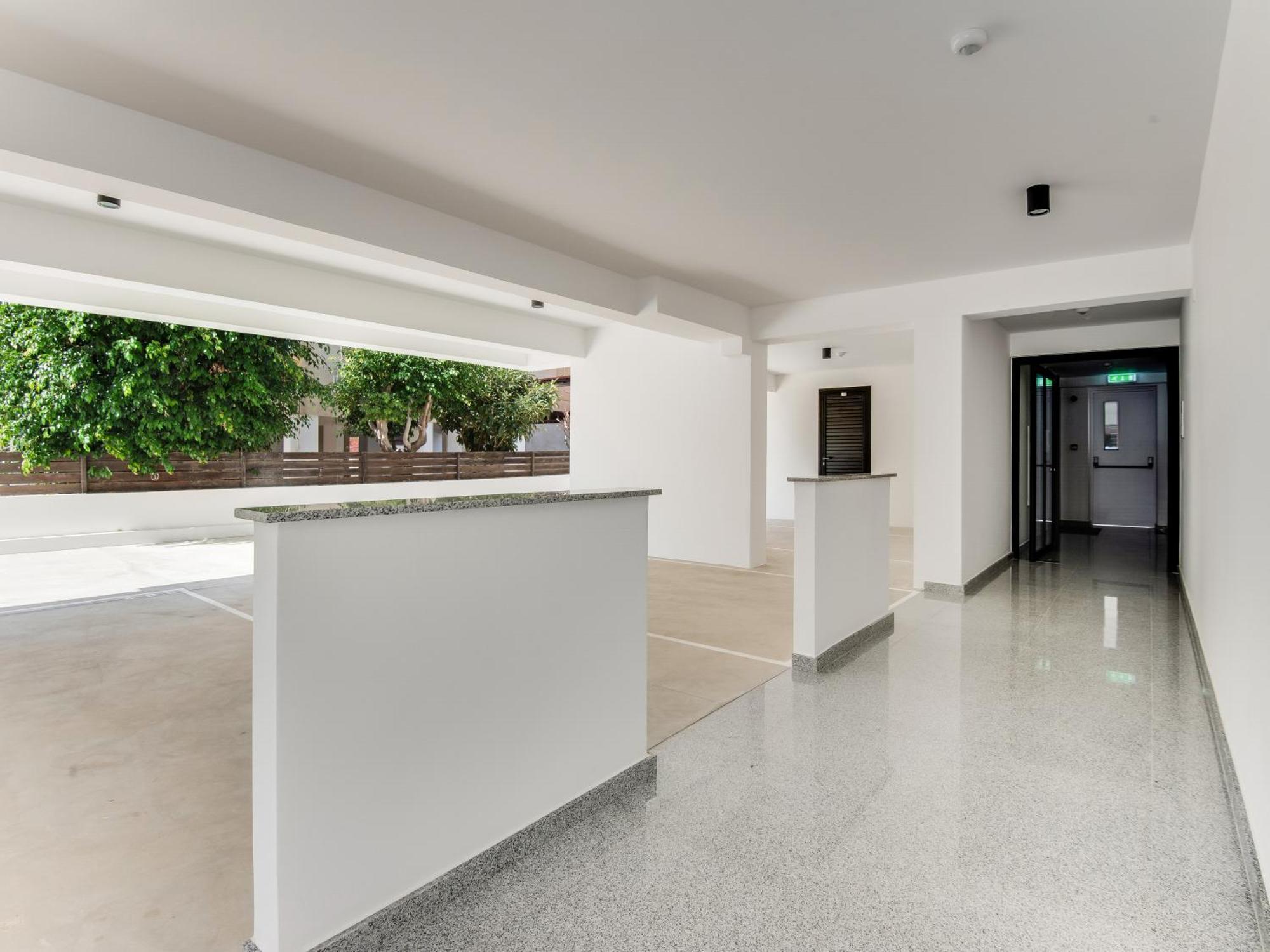 Sanders Crystal 1 Limassol Bagian luar foto